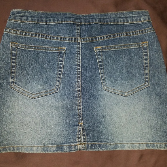 Denim Mini-Skirt - Picture 4 of 4